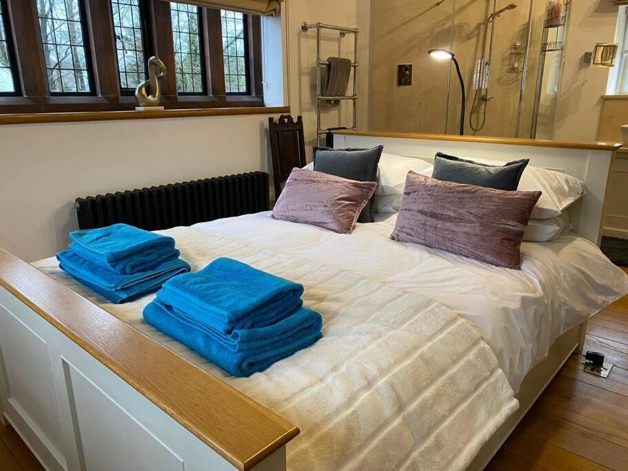 The Horners - Log Burner, Cheshire Village, Parking, Walks, Aga, Dogs Prestbury  Eksteriør billede